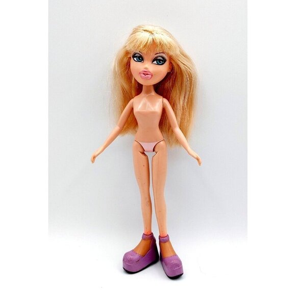 BRATZ 10th Anniversary CLOE FASHION Nude DOLL RARE MGA - Picture 1 of 4